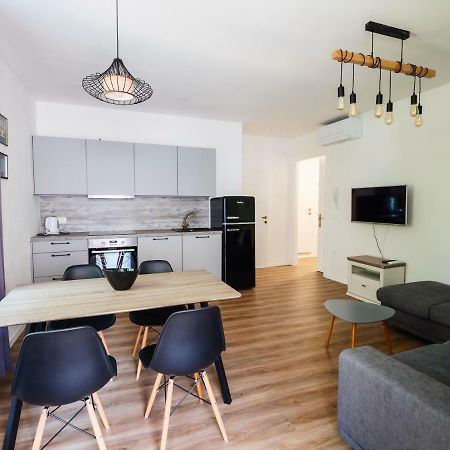 Franckina Hisa Apartment Izola Ngoại thất bức ảnh